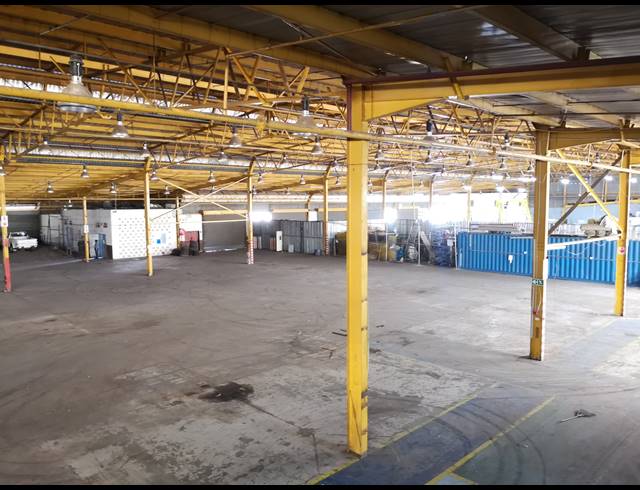 13,500M² WAREHOUSE TO LET IN ALRODE SOUTH